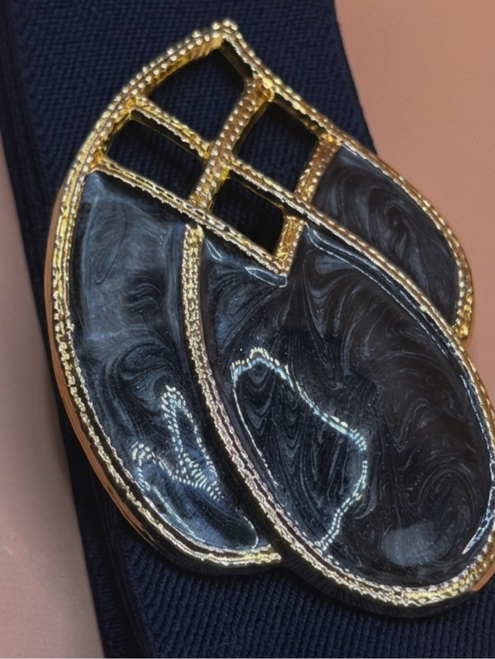 Vintage 80s Day-Lor Navy Stretch Belt Ornate Gold & Enamel Sz Medium - Picture 7 of 8